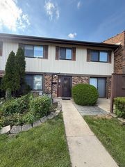 3 TOWER Court, Downers Grove, IL 60516
