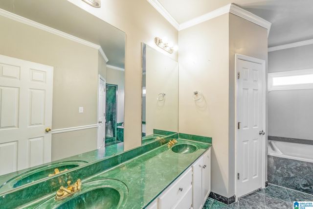 1213 BROOK CIRCLE NW, Birmingham, AL 35215
