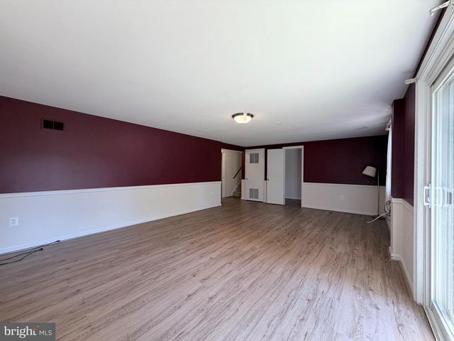 7529 CAYUGA AVE, Bethesda, MD 20817