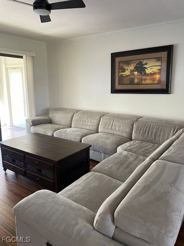 632 Victoria DR 201, Cape Coral, FL 33904