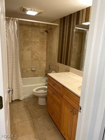 632 Victoria DR 201, Cape Coral, FL 33904