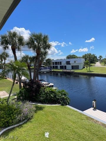 632 Victoria DR 201, Cape Coral, FL 33904