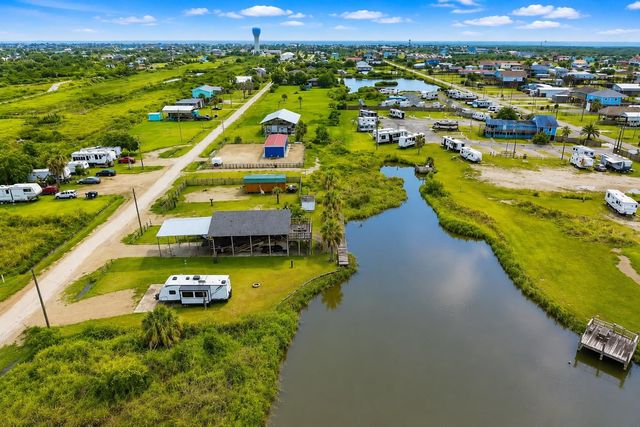 1273 Diamond Road, Crystal Beach, TX 77650