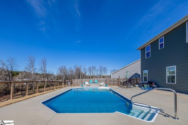 57 Wiltshire Circle, Easley, SC 29642