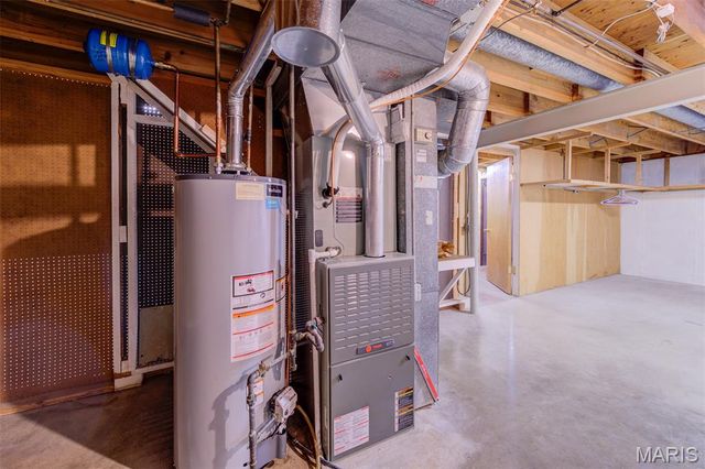 3975 Highwillow Drive, Florissant, MO 63033