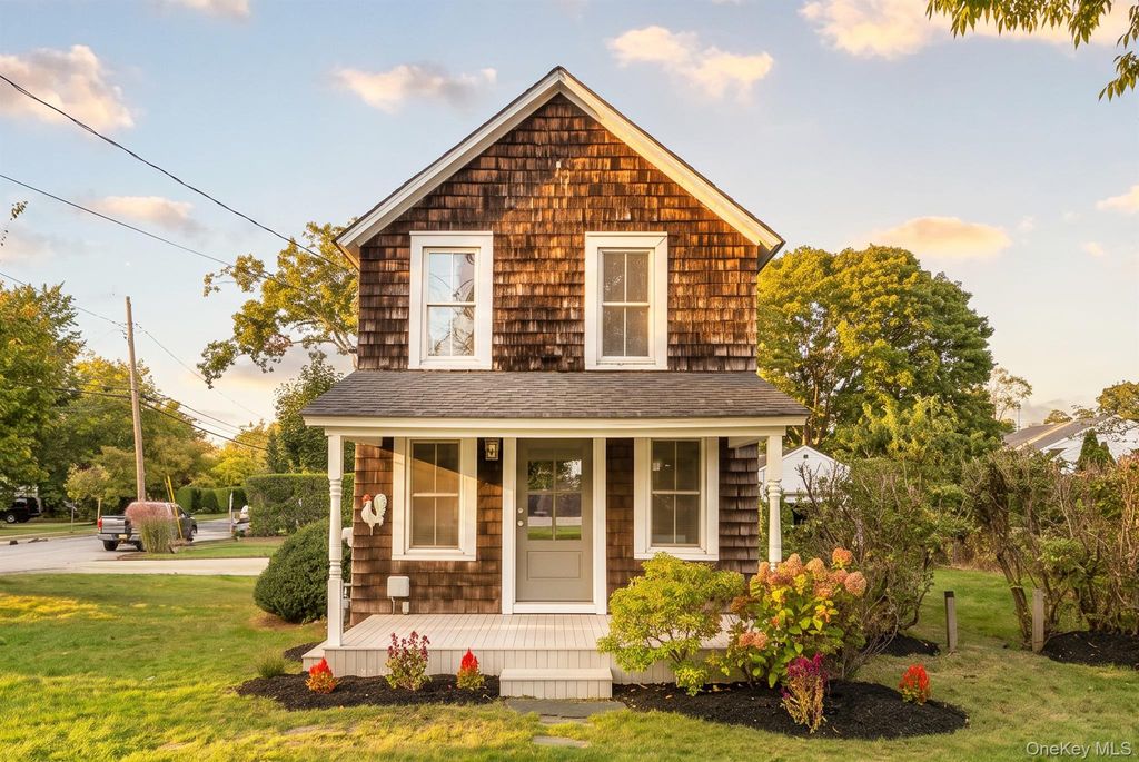 41 Station Road, Bellport Village, NY 11713 — photo 2