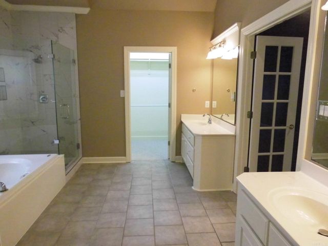 335 Mckenzie, Hensley, AR 72065