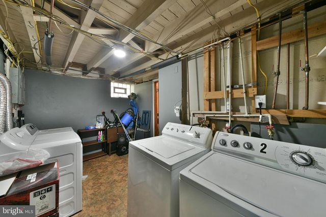 203 ROBBINS ST, Philadelphia, PA 19111