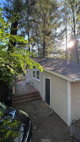 10537 Foothill Road, Loch Lomond, CA 95461