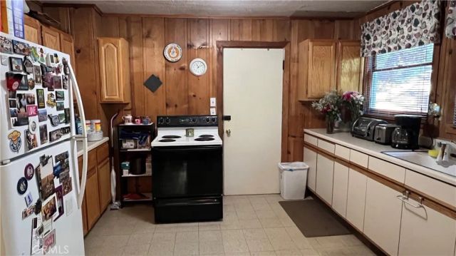 10537 Foothill Road, Loch Lomond, CA 95461