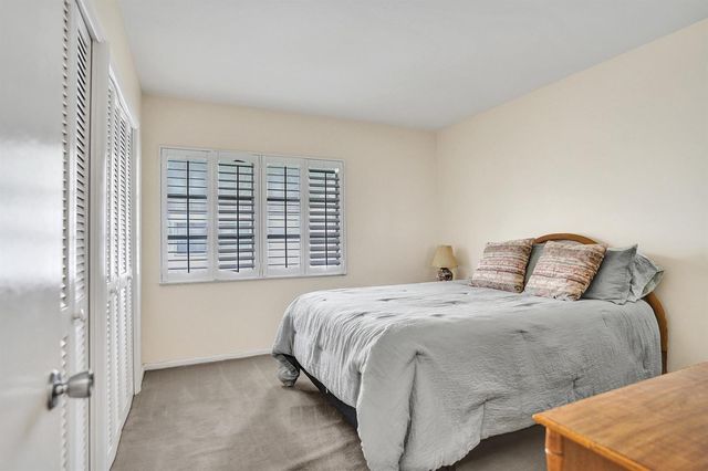 4501 S Ocean Boulevard B3, South Palm Beach, FL 33480