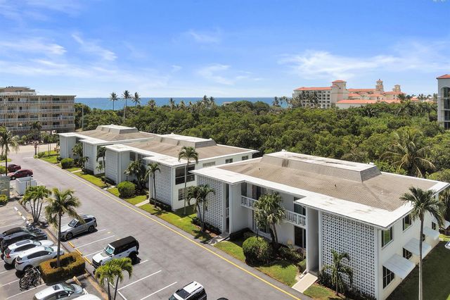 4501 S Ocean Boulevard B3, South Palm Beach, FL 33480