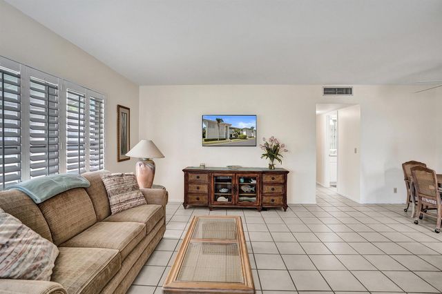 4501 S Ocean Boulevard B3, South Palm Beach, FL 33480