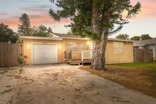 1312 E TARPON AVENUE, Tarpon Springs, FL 34689