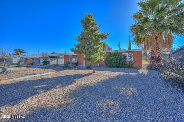 100 E Freihage Drive, Sierra Vista, AZ 85635