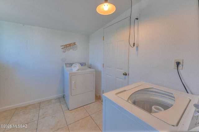 100 E Freihage Drive, Sierra Vista, AZ 85635