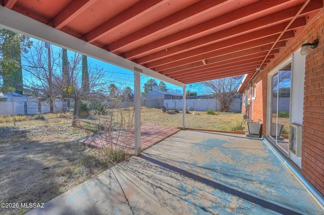 100 E Freihage Drive, Sierra Vista, AZ 85635