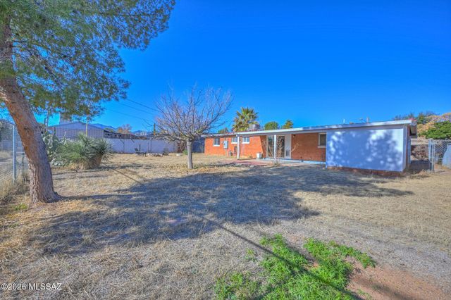 100 E Freihage Drive, Sierra Vista, AZ 85635