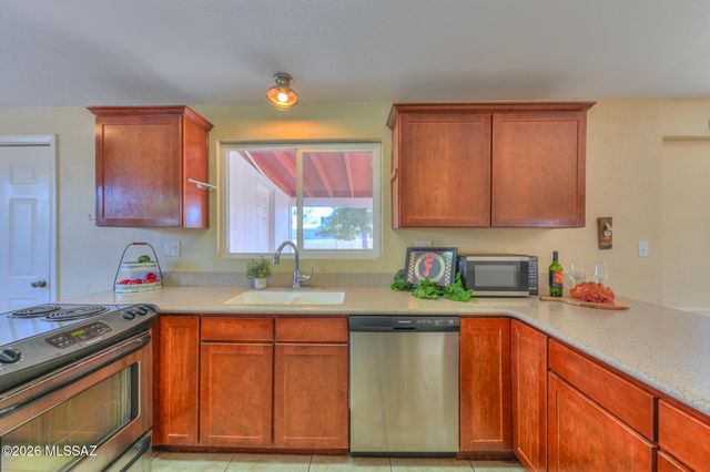 100 E Freihage Drive, Sierra Vista, AZ 85635