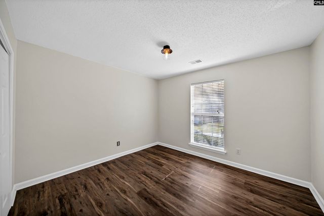 6 Gidding Ct, Irmo, SC 29063