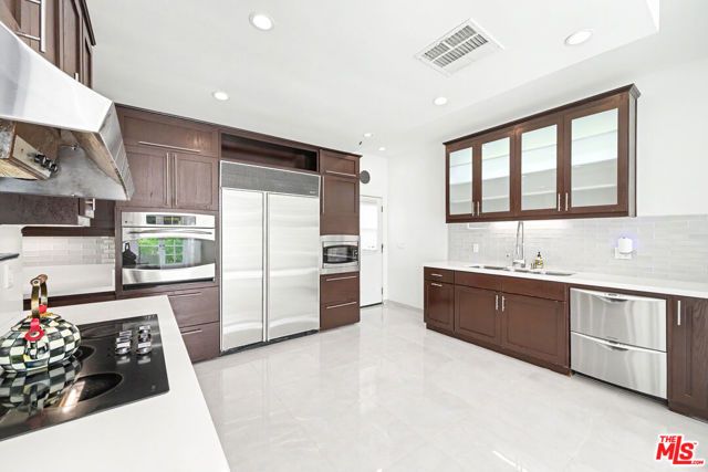 469 S Hamel Road, Los Angeles, CA 90048