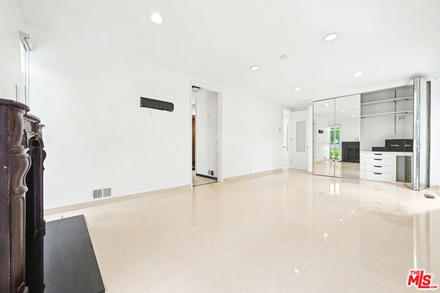 469 S Hamel Road, Los Angeles, CA 90048