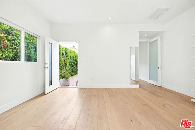 469 S Hamel Road, Los Angeles, CA 90048