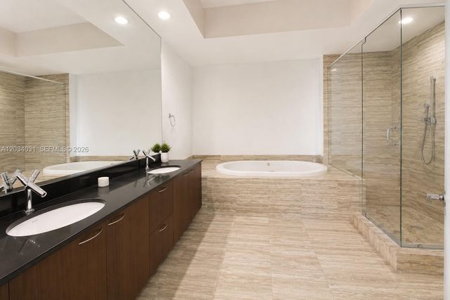 15901 Collins Avenue 403, Sunny Isles Beach, FL 33160
