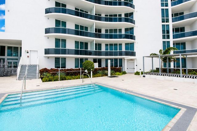 15901 Collins Avenue 403, Sunny Isles Beach, FL 33160