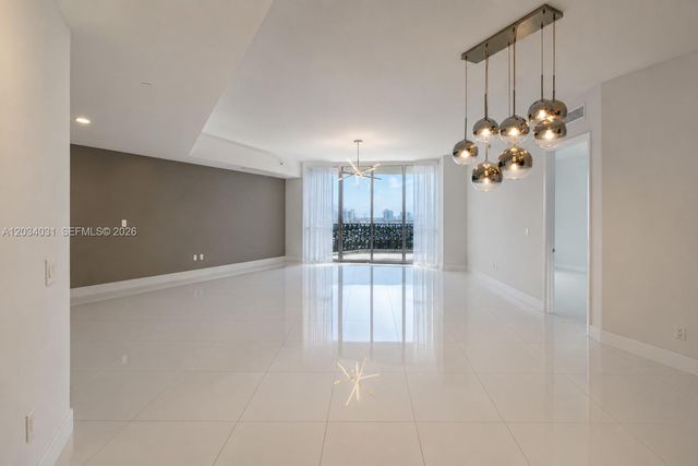 15901 Collins Avenue 403, Sunny Isles Beach, FL 33160