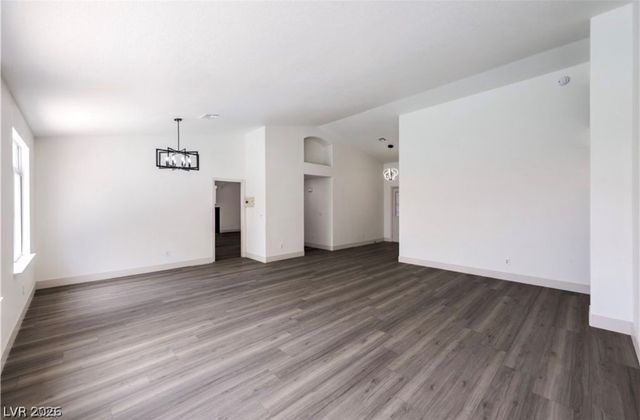 6435 Heatherton Avenue, Las Vegas, NV 89110
