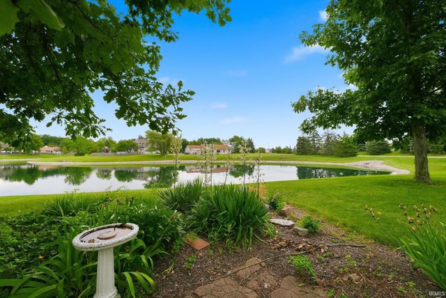 4160 Shoreline Boulevard, New Haven, IN 46774