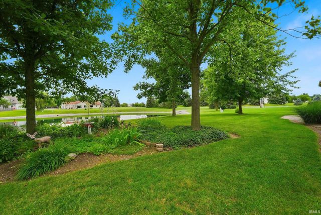 4160 Shoreline Boulevard, New Haven, IN 46774