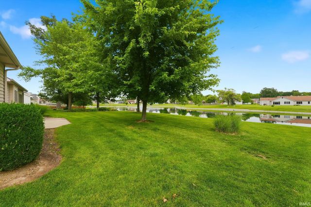 4160 Shoreline Boulevard, New Haven, IN 46774