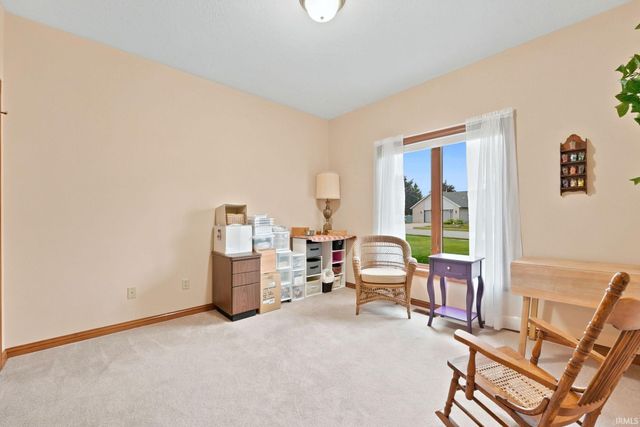 4160 Shoreline Boulevard, New Haven, IN 46774