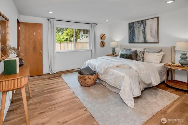 14802 SE 139th Court, Renton, WA 98059