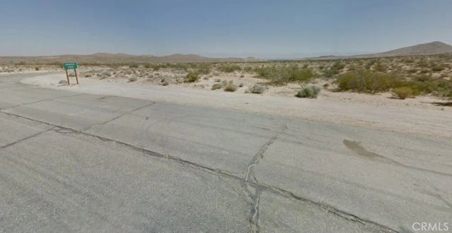 100 W Dawn, Rosamond, CA 93560