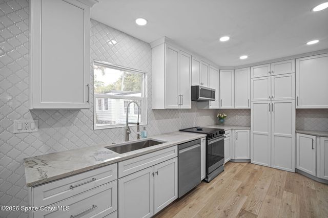 803 N Indian River Drive N, Cocoa, FL 32922