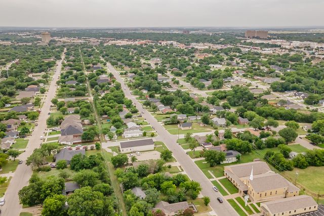 5321 Houghton Avenue, Fort Worth, TX 76107