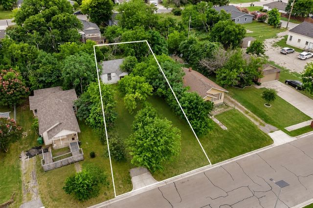 5321 Houghton Avenue, Fort Worth, TX 76107