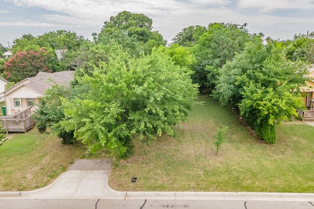 5321 Houghton Avenue, Fort Worth, TX 76107