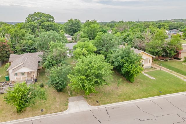 5321 Houghton Avenue, Fort Worth, TX 76107
