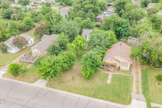 5321 Houghton Avenue, Fort Worth, TX 76107