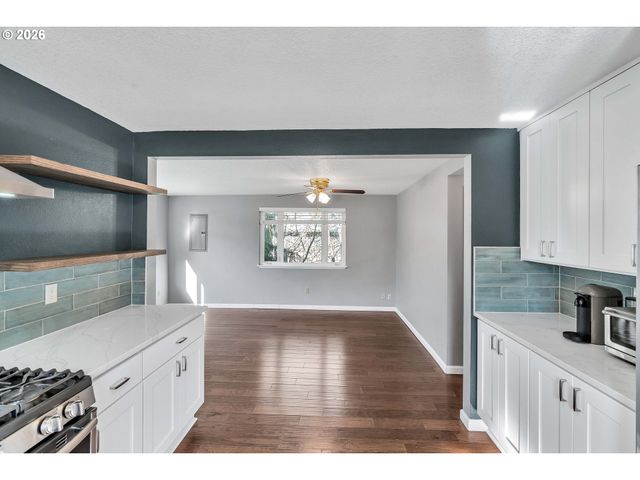 1208 W MCLOUGHLIN Blvd, Vancouver, WA 98660