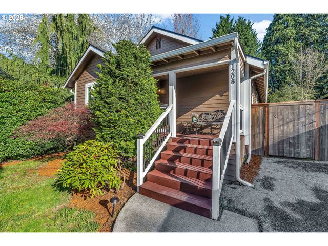 1208 W MCLOUGHLIN Blvd, Vancouver, WA 98660