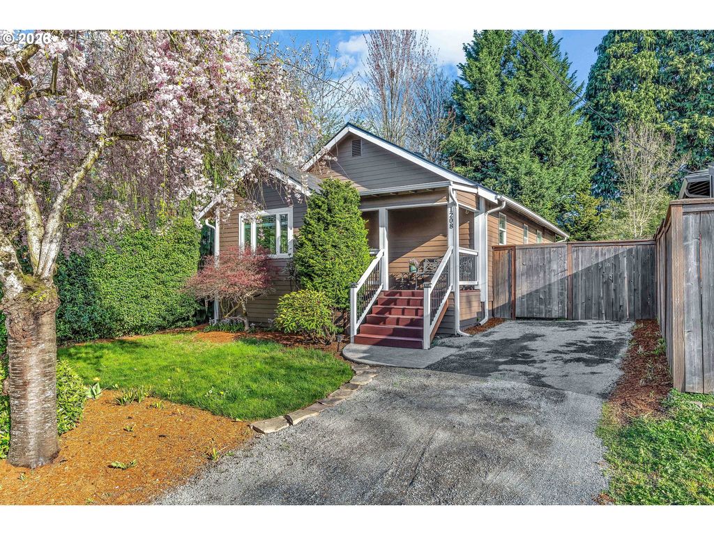 1208 W MCLOUGHLIN Blvd, Vancouver, WA 98660