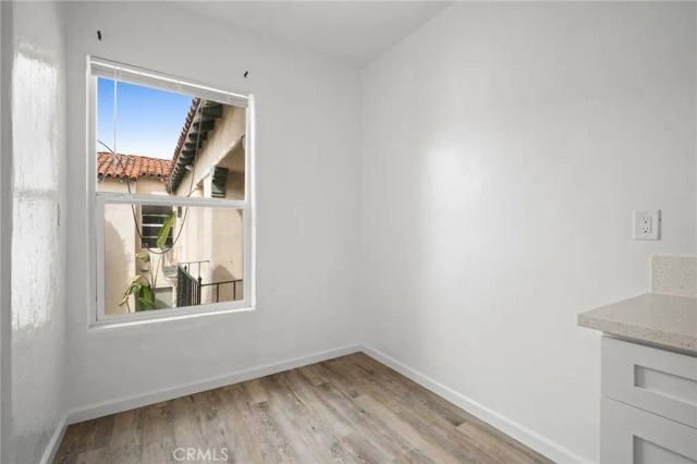 617 E Garfield 209A, Glendale, CA 91205