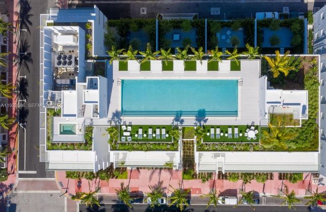 300 Collins Avenue PH2, Miami Beach, FL 33139