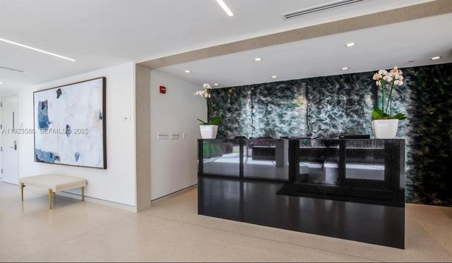 300 Collins Avenue PH2, Miami Beach, FL 33139