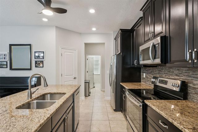 4633 FAIRY TALE CIRCLE, Kissimmee, FL 34746